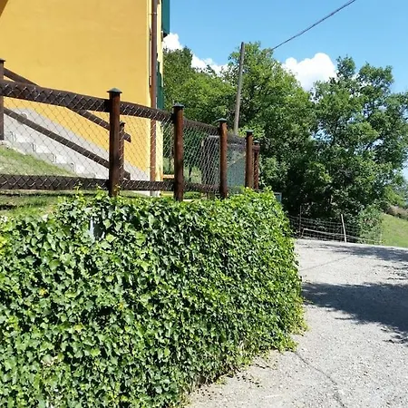 Pietra Di Bismantova Short Lets *