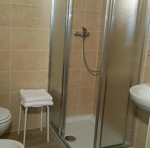 Pietra Di Bismantova Short Lets