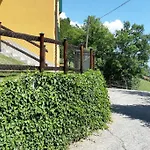 Pietra Di Bismantova Short Lets *