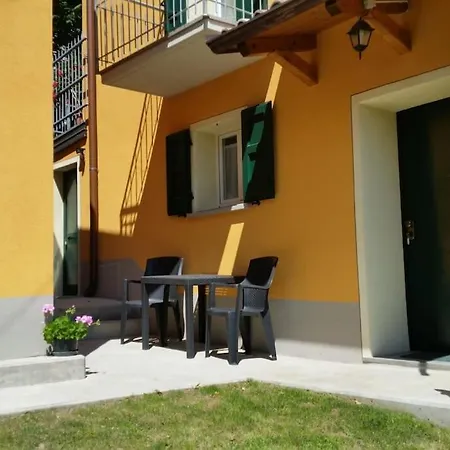 Διαμέρισμα Pietra Di Bismantova Short Lets