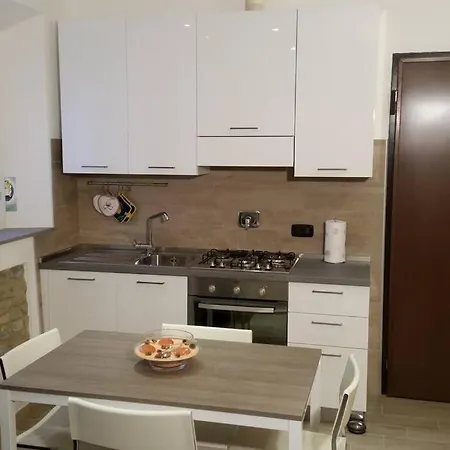 Pietra Di Bismantova Short Lets *