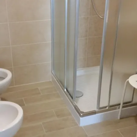 Pietra Di Bismantova Short Lets Apartmán