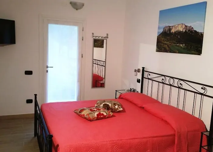 Pietra Di Bismantova Short Lets Castelnovo ne' Monti