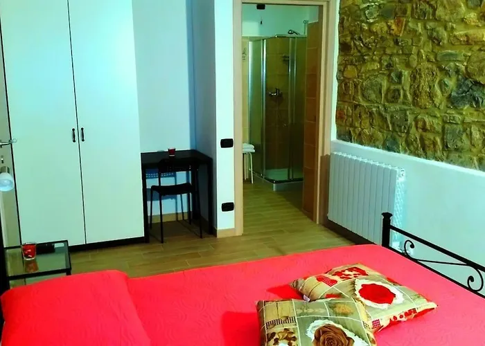 Pietra Di Bismantova Short Lets *